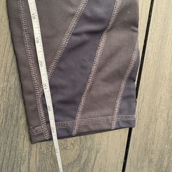 Susan Lucci Black athletic leggings Medium Petite - Picture 10 of 10